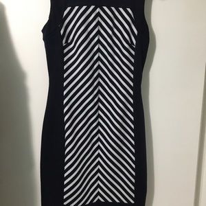 Calvin Klein Navy Chevron Sheath Dress Size 2